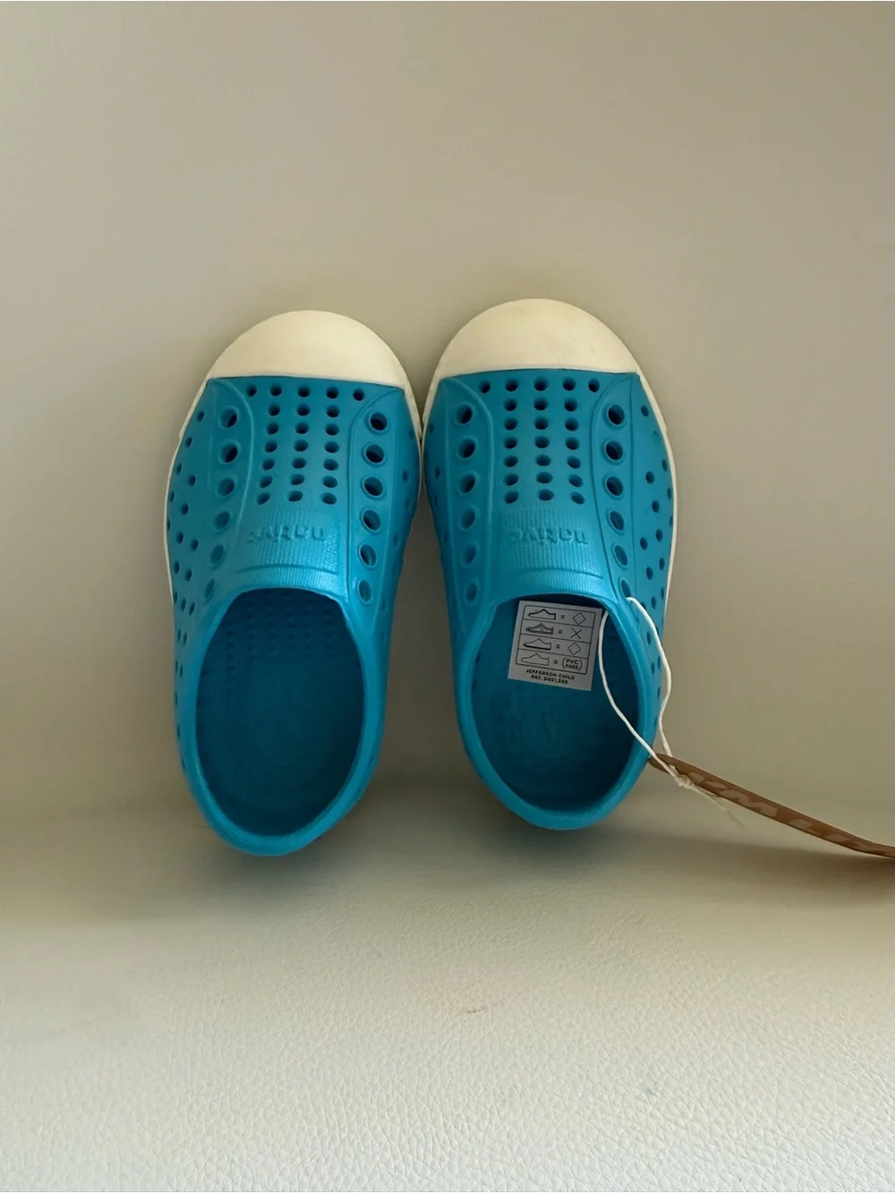 ☀️🌊 Native-style Kids Blue Slip-On Water Shoes with White Toe NWT
